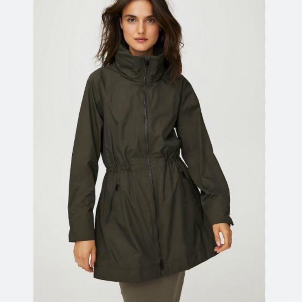Babaton Raindrop Jacket green Aritzia